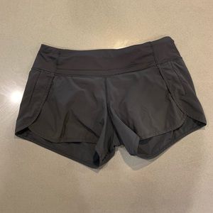 Lululemon Black Speed Up Mid-Rise Shorts 4”